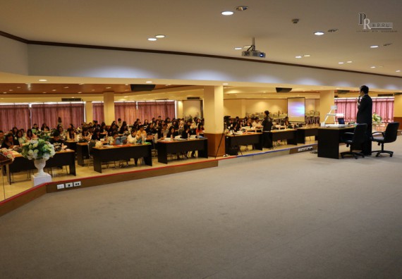 ภาพกิจกรรม คณะวิทยาศาสตร์และเทคโนโลยี เข้าร่วมโครงการสัมมนาทางวิชาการ หลักสูตร เสริมสร้างทักษะและเพิ่มประสิทธิภาพการจัดซื้อจัดจ้าง