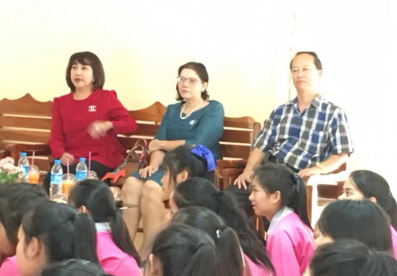 ภาพกิจกรรม โปรแกรมวิชาฟิสิกส์ จัดค่ายดาราศาสตร์และสิ่งแวดล้อม