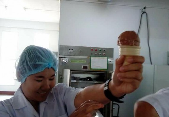  ภาพกิจกรรม โปรแกรมวิชาวิทยาศาสตร์และเทคโนโลยีการอาหาร จัดการอบรมเชิงปฏิบัติการ เรื่อง การผลิตอาหารกระป๋อง