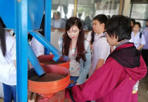  ภาพกิจกรรม โปรแกรมวิชาวิทยาศาสตร์และเทคโนโลยีการอาหาร จัดกิจกรรมศึกษาดูงาน