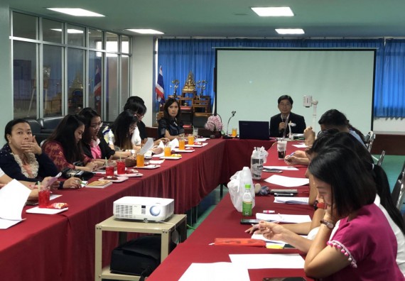  ภาพกิจกรรม คณะวิทยาศาสตร์และเทคโนโลยี เข้าร่วมรับฟังการชี้เเจง หลักเกณฑ์ และวิธีการประเมินเพื่อต่อสัญญาจ้างพนักงานมหาวิทยาลัยสายวิชาการ