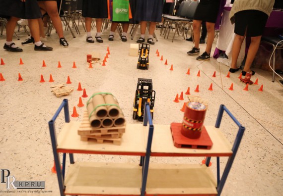 ภาพกิจกรรม คณะวิทยาศาสตร์และเทคโนโลยี เข้าร่วมงานนิทรรศการราชภัฏกำแพงเพชรวิชาการ ครั้งที่ 14