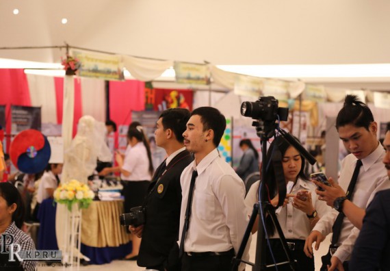 ภาพกิจกรรม คณะวิทยาศาสตร์และเทคโนโลยี เข้าร่วมงานนิทรรศการราชภัฏกำแพงเพชรวิชาการ ครั้งที่ 14