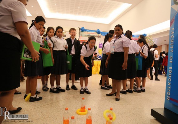 ภาพกิจกรรม คณะวิทยาศาสตร์และเทคโนโลยี เข้าร่วมงานนิทรรศการราชภัฏกำแพงเพชรวิชาการ ครั้งที่ 14