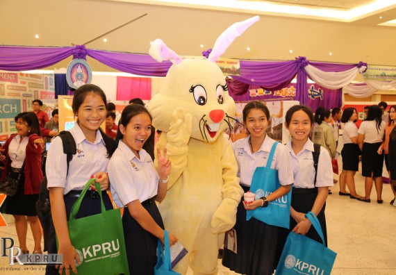 ภาพกิจกรรม คณะวิทยาศาสตร์และเทคโนโลยี เข้าร่วมงานนิทรรศการราชภัฏกำแพงเพชรวิชาการ ครั้งที่ 14