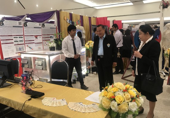 ภาพกิจกรรม คณะวิทยาศาสตร์และเทคโนโลยี เข้าร่วมงานนิทรรศการราชภัฏกำแพงเพชรวิชาการ ครั้งที่ 14