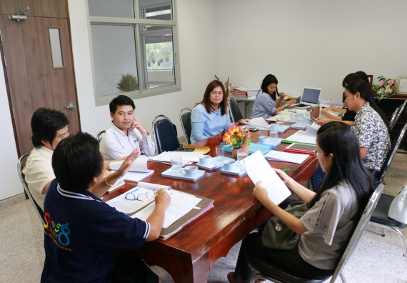 ภาพกิจกรรม คณะวิทยาศาสตร์และเทคโนโลยี จัดการประชุมพิจารณาการต่อสัญญาจ้างพนักงานมหาวิทยาลัย