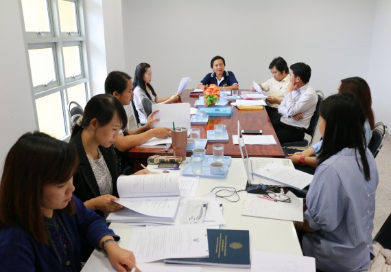 ภาพกิจกรรม คณะวิทยาศาสตร์และเทคโนโลยี จัดการประชุมพิจารณาการต่อสัญญาจ้างพนักงานมหาวิทยาลัย