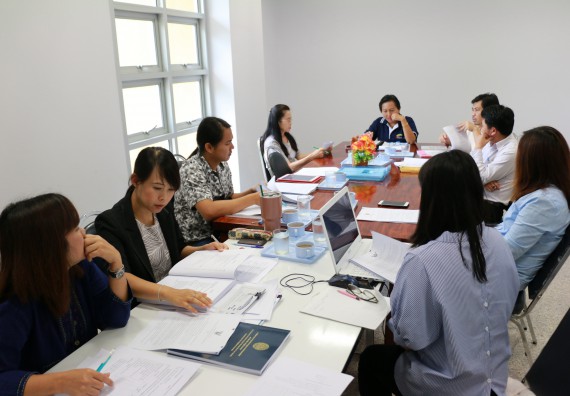 ภาพกิจกรรม คณะวิทยาศาสตร์และเทคโนโลยี จัดการประชุมพิจารณาการต่อสัญญาจ้างพนักงานมหาวิทยาลัย