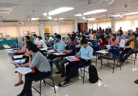 ภาพกิจกรรม โปรแกรมวิชาวิทยาศาสตร์และเทคโนโลยีการอาหาร จัดการอบรมเชิงปฏิบัติการ เรื่อง การวิเคราะห์โดยประมาณ (proximate analysis)