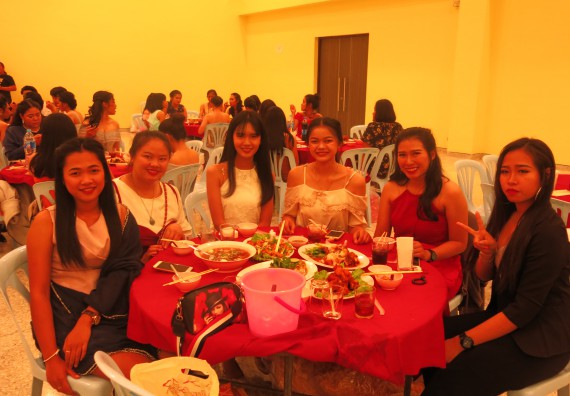 ภาพกิจกรรม โปรแกรมวิชาสาธารณสุขศาสตร์ จัดกิจกรรมสานสัมพันธ์น้องพี่และเลี้ยงส่งนักศึกษาชั้นปีที่ 4