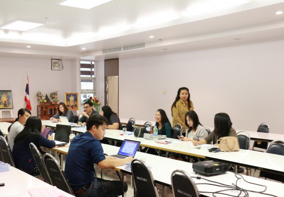 ภาพกิจกรรม คณะวิทยาศาสตร์และเทคโนโลยี จัดการประชุมเพื่อเตรียมความพร้อมในการจัดทำรายงานประเมินตนเอง ประจำปีการศึกษา 2560
