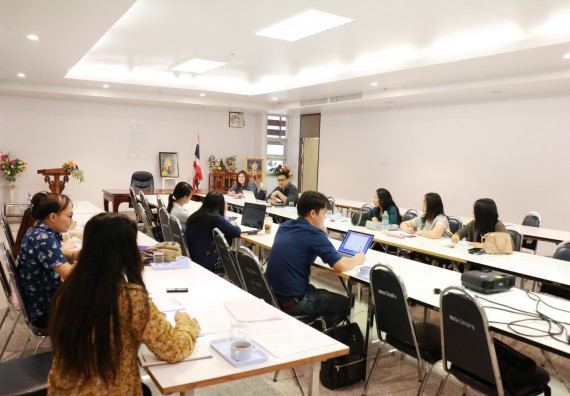 ภาพกิจกรรม คณะวิทยาศาสตร์และเทคโนโลยี จัดการประชุมเพื่อเตรียมความพร้อมในการจัดทำรายงานประเมินตนเอง ประจำปีการศึกษา 2560