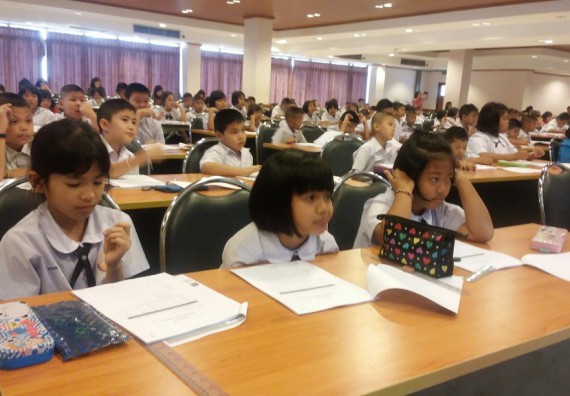 ภาพกิจกรรม โปรแกรมวิชาคณิตศาสตร์ร่วมกับสำนักประกันคุณภาพการศึกษา จัดกิจกรรมค่ายวิชาการ ป.3