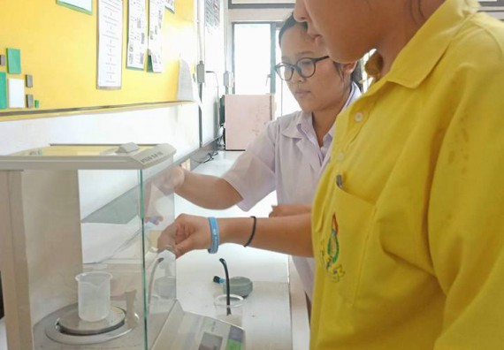 ภาพกิจกรรม โปรแกรมวิชาชีววิทยา จัดการอบรมเชิงปฏิบัติการ เรื่องการเพาะเลี้ยงเนื้อกล้วยไข่