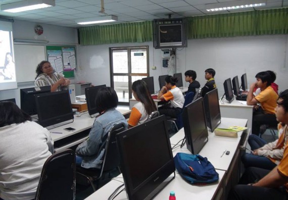 ภาพกิจกรรม โปรแกรมวิชาวิทยาการคอมพิวเตอร์ จัดกิจกรรมเตรียมความพร้อมในการเรียนรู้ในระดับอุดมศึกษาสำหรับนักศึกษาหลักสูตรเทคโนโลยีสารสนเทศ