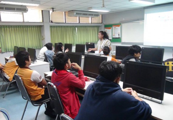 ภาพกิจกรรม โปรแกรมวิชาวิทยาการคอมพิวเตอร์ จัดกิจกรรมเตรียมความพร้อมในการเรียนรู้ในระดับอุดมศึกษาสำหรับนักศึกษาหลักสูตรเทคโนโลยีสารสนเทศ