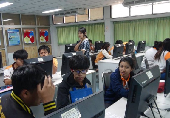 ภาพกิจกรรม โปรแกรมวิชาวิทยาการคอมพิวเตอร์ จัดกิจกรรมเตรียมความพร้อมในการเรียนรู้ในระดับอุดมศึกษาสำหรับนักศึกษาหลักสูตรเทคโนโลยีสารสนเทศ