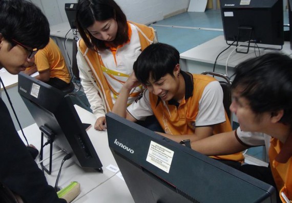 ภาพกิจกรรม โปรแกรมวิชาวิทยาการคอมพิวเตอร์ จัดกิจกรรมเตรียมความพร้อมในการเรียนรู้ในระดับอุดมศึกษาสำหรับนักศึกษาหลักสูตรเทคโนโลยีสารสนเทศ