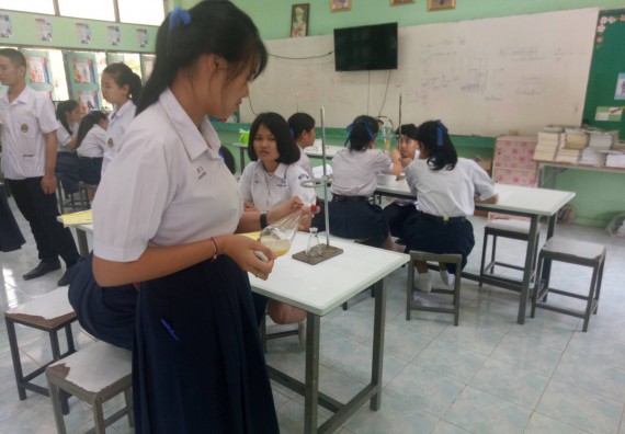 ภาพกิจกรรม โปรแกรมวิชาเคมี จัดการอบรมเชิงปฏิบัติการการทำโครงงานทางเคมีระดับชั้นมัธยมศึกษาตอนปลาย