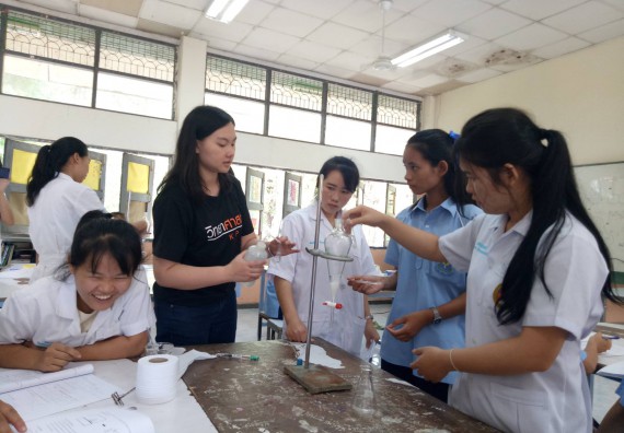 ภาพกิจกรรม โปรแกรมวิชาเคมี จัดการอบรมเชิงปฏิบัติการการทำโครงงานทางเคมีระดับชั้นมัธยมศึกษาตอนปลาย