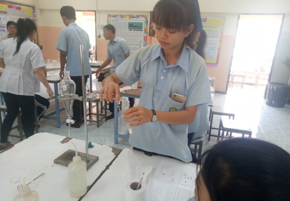 ภาพกิจกรรม โปรแกรมวิชาเคมี จัดการอบรมเชิงปฏิบัติการการทำโครงงานทางเคมีระดับชั้นมัธยมศึกษาตอนปลาย