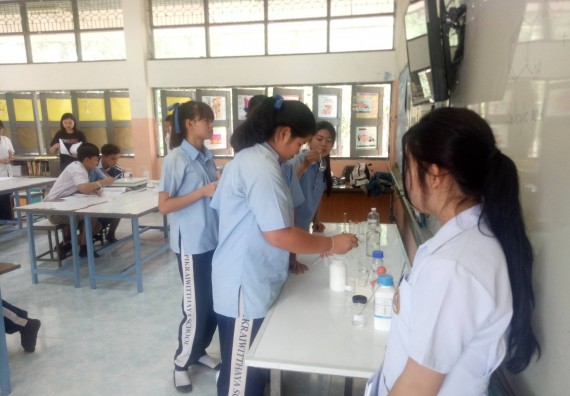 ภาพกิจกรรม โปรแกรมวิชาเคมี จัดการอบรมเชิงปฏิบัติการการทำโครงงานทางเคมีระดับชั้นมัธยมศึกษาตอนปลาย