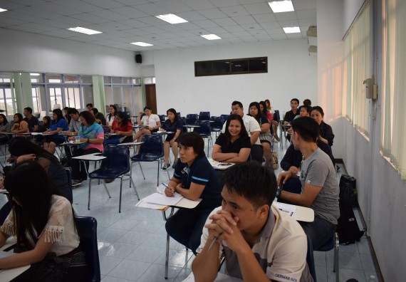 ภาพกิจกรรม คณะวิทยาศาสตร์และเทคโนโลยี เข้าร่วมโครงการพัฒนาสมรรถนะบุคลากรสายสนับสนุนด้านภาษาอังกฤษ