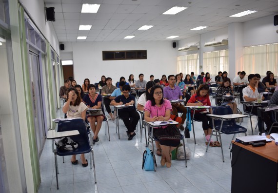 ภาพกิจกรรม คณะวิทยาศาสตร์และเทคโนโลยี เข้าร่วมโครงการพัฒนาสมรรถนะบุคลากรสายสนับสนุนด้านภาษาอังกฤษ