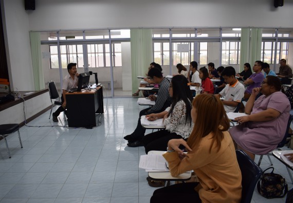 ภาพกิจกรรม คณะวิทยาศาสตร์และเทคโนโลยี เข้าร่วมโครงการพัฒนาสมรรถนะบุคลากรสายสนับสนุนด้านภาษาอังกฤษ