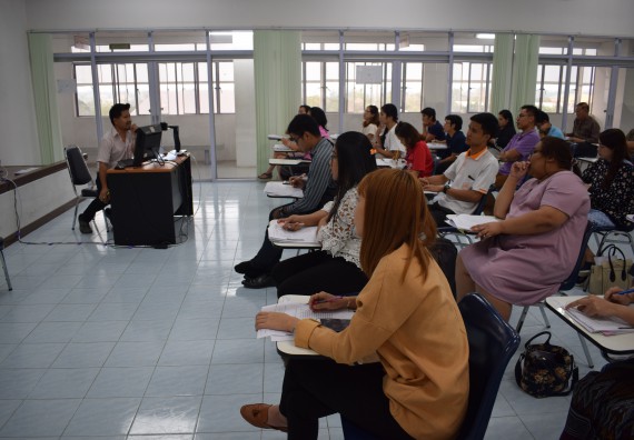 ภาพกิจกรรม คณะวิทยาศาสตร์และเทคโนโลยี เข้าร่วมโครงการพัฒนาสมรรถนะบุคลากรสายสนับสนุนด้านภาษาอังกฤษ