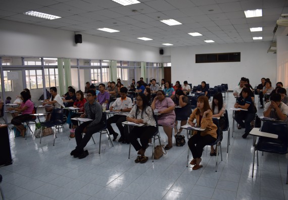 ภาพกิจกรรม คณะวิทยาศาสตร์และเทคโนโลยี เข้าร่วมโครงการพัฒนาสมรรถนะบุคลากรสายสนับสนุนด้านภาษาอังกฤษ