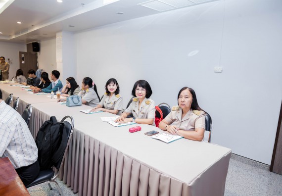 ภาพกิจกรรม คณะวิทยาศาสตร์และเทคโนโลยี จัดโครงการอบรมเชิงปฏิบัติการวิทยากรสำหรับสะเต็มศึกษา (STEM Education)