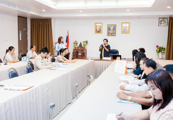 ภาพกิจกรรม คณะวิทยาศาสตร์และเทคโนโลยี จัดโครงการอบรมเชิงปฏิบัติการวิทยากรสำหรับสะเต็มศึกษา (STEM Education)