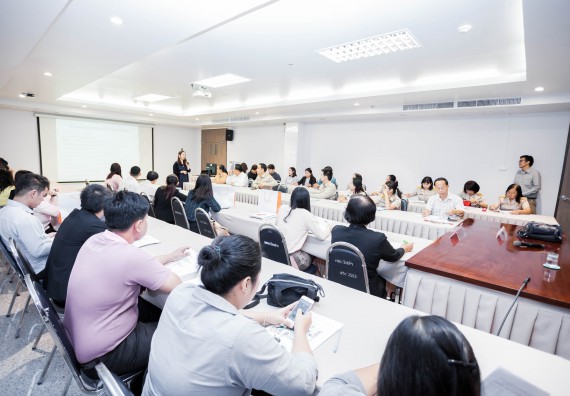 ภาพกิจกรรม คณะวิทยาศาสตร์และเทคโนโลยี จัดโครงการอบรมเชิงปฏิบัติการวิทยากรสำหรับสะเต็มศึกษา (STEM Education)