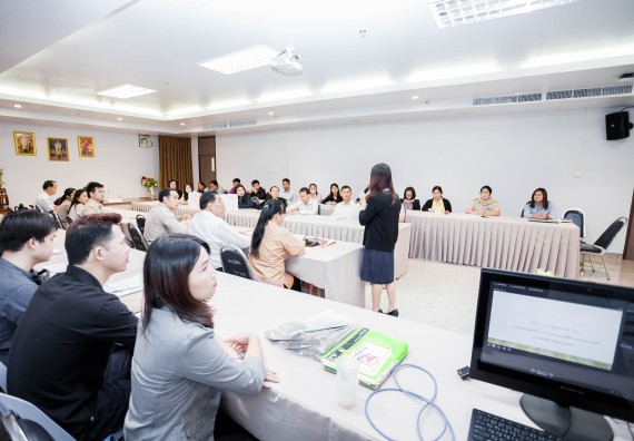 ภาพกิจกรรม คณะวิทยาศาสตร์และเทคโนโลยี จัดโครงการอบรมเชิงปฏิบัติการวิทยากรสำหรับสะเต็มศึกษา (STEM Education)