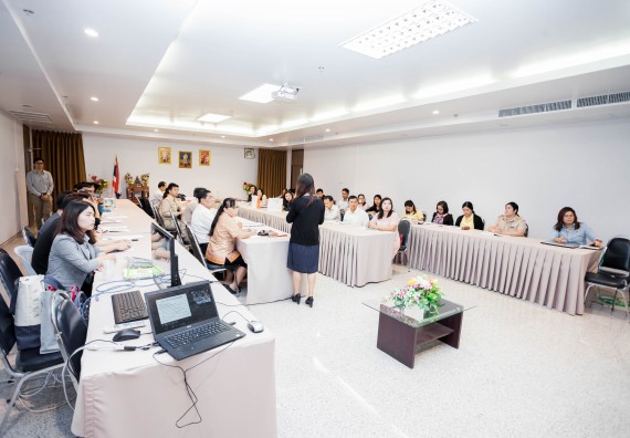 ภาพกิจกรรม คณะวิทยาศาสตร์และเทคโนโลยี จัดโครงการอบรมเชิงปฏิบัติการวิทยากรสำหรับสะเต็มศึกษา (STEM Education)