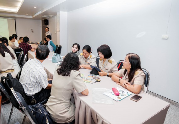 ภาพกิจกรรม คณะวิทยาศาสตร์และเทคโนโลยี จัดโครงการอบรมเชิงปฏิบัติการวิทยากรสำหรับสะเต็มศึกษา (STEM Education)