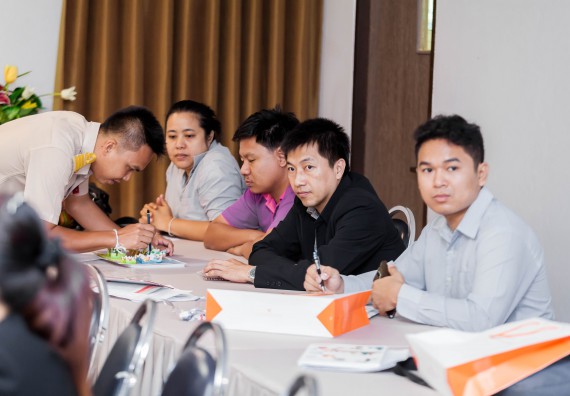 ภาพกิจกรรม คณะวิทยาศาสตร์และเทคโนโลยี จัดโครงการอบรมเชิงปฏิบัติการวิทยากรสำหรับสะเต็มศึกษา (STEM Education)