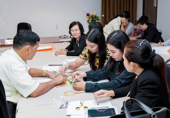 ภาพกิจกรรม คณะวิทยาศาสตร์และเทคโนโลยี จัดโครงการอบรมเชิงปฏิบัติการวิทยากรสำหรับสะเต็มศึกษา (STEM Education)