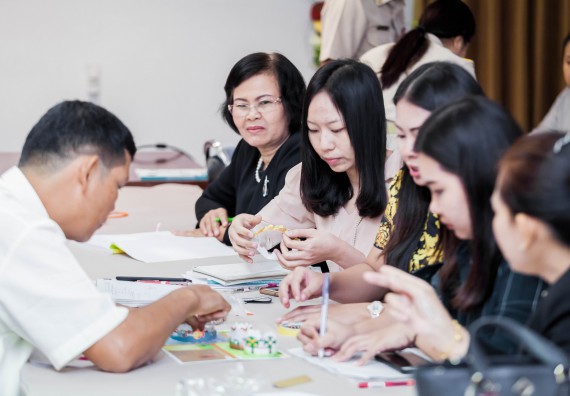 ภาพกิจกรรม คณะวิทยาศาสตร์และเทคโนโลยี จัดโครงการอบรมเชิงปฏิบัติการวิทยากรสำหรับสะเต็มศึกษา (STEM Education)