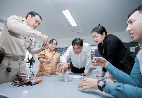 ภาพกิจกรรม คณะวิทยาศาสตร์และเทคโนโลยี จัดโครงการอบรมเชิงปฏิบัติการวิทยากรสำหรับสะเต็มศึกษา (STEM Education)