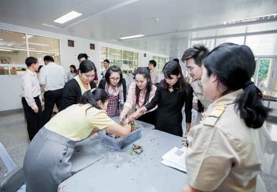 ภาพกิจกรรม คณะวิทยาศาสตร์และเทคโนโลยี จัดโครงการอบรมเชิงปฏิบัติการวิทยากรสำหรับสะเต็มศึกษา (STEM Education)