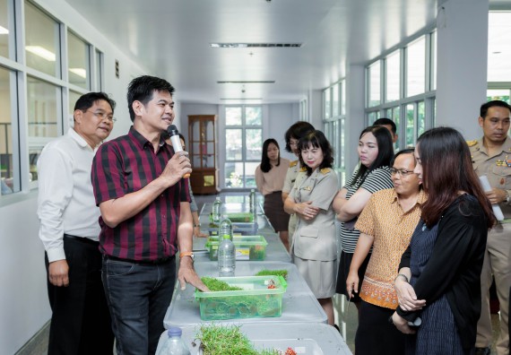 ภาพกิจกรรม คณะวิทยาศาสตร์และเทคโนโลยี จัดโครงการอบรมเชิงปฏิบัติการวิทยากรสำหรับสะเต็มศึกษา (STEM Education)