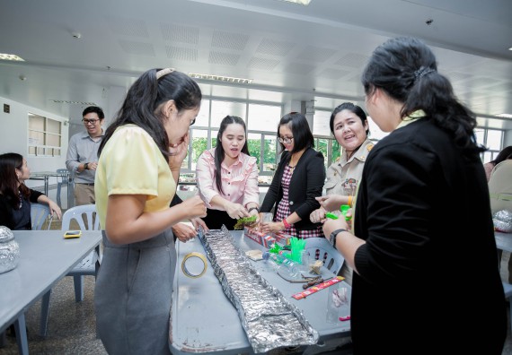 ภาพกิจกรรม คณะวิทยาศาสตร์และเทคโนโลยี จัดโครงการอบรมเชิงปฏิบัติการวิทยากรสำหรับสะเต็มศึกษา (STEM Education)