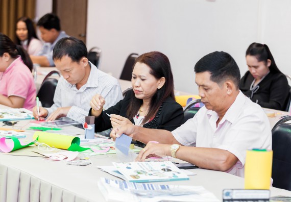 ภาพกิจกรรม คณะวิทยาศาสตร์และเทคโนโลยี จัดโครงการอบรมเชิงปฏิบัติการวิทยากรสำหรับสะเต็มศึกษา (STEM Education)