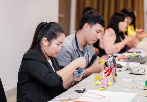 ภาพกิจกรรม คณะวิทยาศาสตร์และเทคโนโลยี จัดโครงการอบรมเชิงปฏิบัติการวิทยากรสำหรับสะเต็มศึกษา (STEM Education)