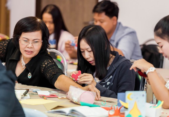 ภาพกิจกรรม คณะวิทยาศาสตร์และเทคโนโลยี จัดโครงการอบรมเชิงปฏิบัติการวิทยากรสำหรับสะเต็มศึกษา (STEM Education)