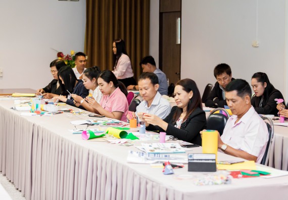 ภาพกิจกรรม คณะวิทยาศาสตร์และเทคโนโลยี จัดโครงการอบรมเชิงปฏิบัติการวิทยากรสำหรับสะเต็มศึกษา (STEM Education)