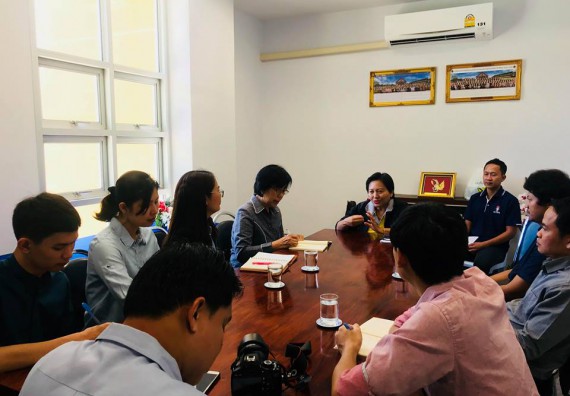 ภาพกิจกรรม ทีมนักวิจัยจากหน่วยวิจัยสิ่งแวดล้อมและสุขภาพ สถาบันวิจัยวิทยาศาสตร์สุขภาพ (RIHES CMU) มหาวิทยาลัยเชียงใหม่ เข้าพบคณะผู้บริหารคณะวิทยาศาสตร์และเทคโนโลยี